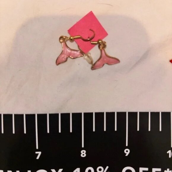 Pink Dolphin Pink and Gold Earrings nwot rare - Picture 3 of 3